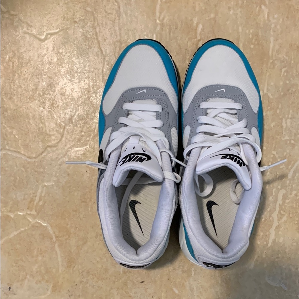 Nike White and Blue Sneakers